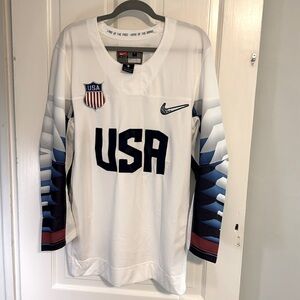 NWOT Nike Olympic USA Ice Hockey Jersey